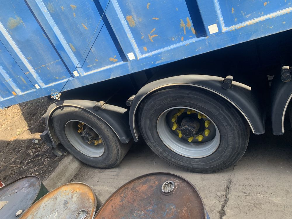 Напівпричіп самоскид