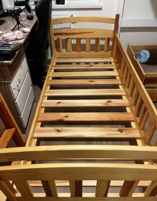 Łóżko  piętrowe drewniane