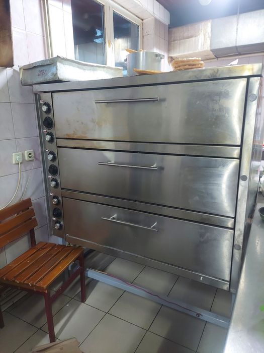 Пекарська шафа  3-х секц.  ШПЭ-3