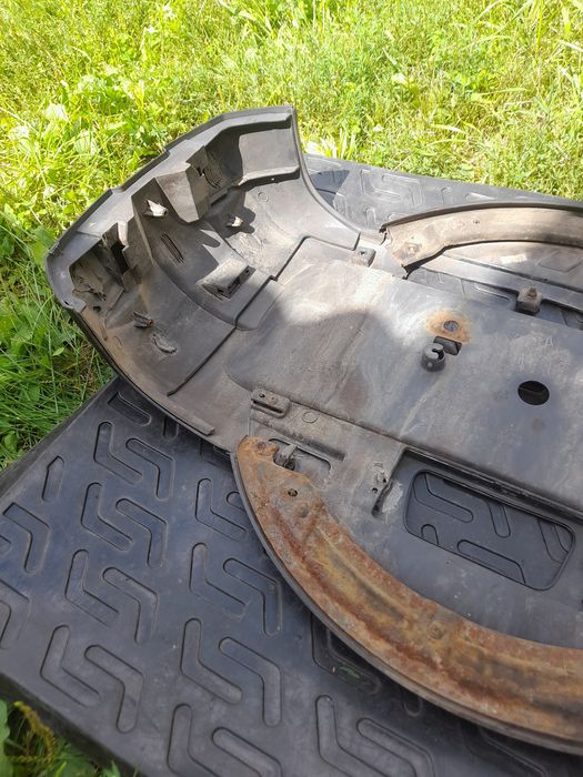 Накладка запасного колеса для Митсубиси Паджеро Вагон 4