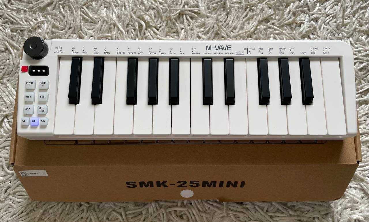 M-VAVE SMK 25 Mini MIDI Keyboard, Bluetooth, встроенный АКБ.