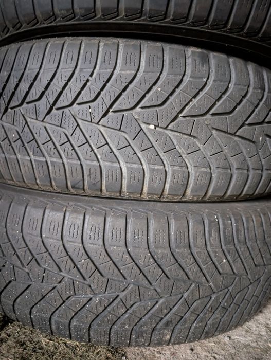 Yokohama BluEarth Winter V906 SUV 225/60 R18

Czytaj więcej: htt