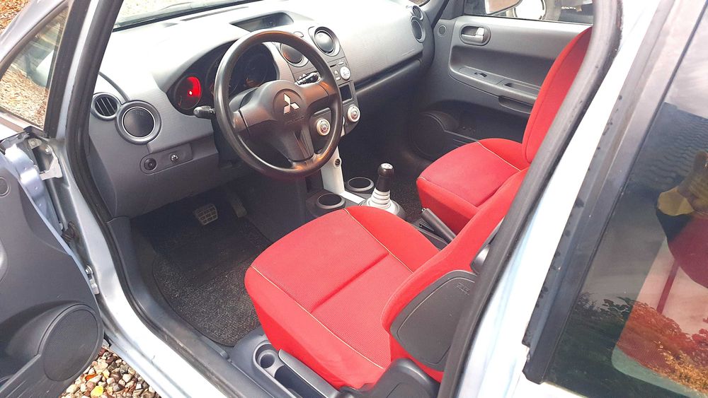 Mitsubishi  Colt 1.3 16V 2006r. AUTOMAT