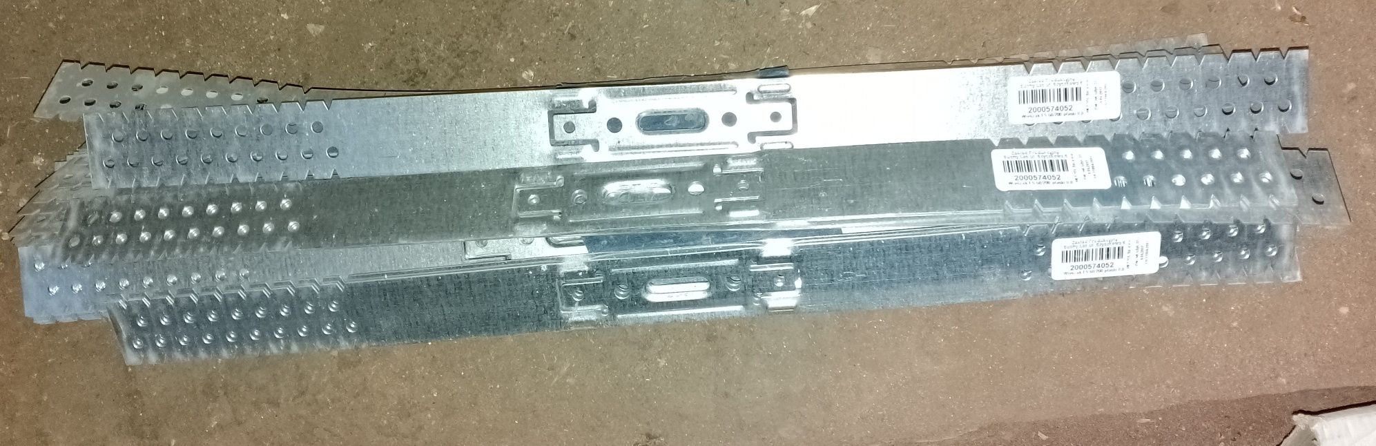 Wieszaki Es 60/200 nowe 45szt