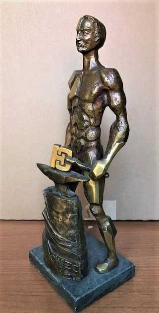 Rzeźba-figurka kowal Huta Ostrowiec.