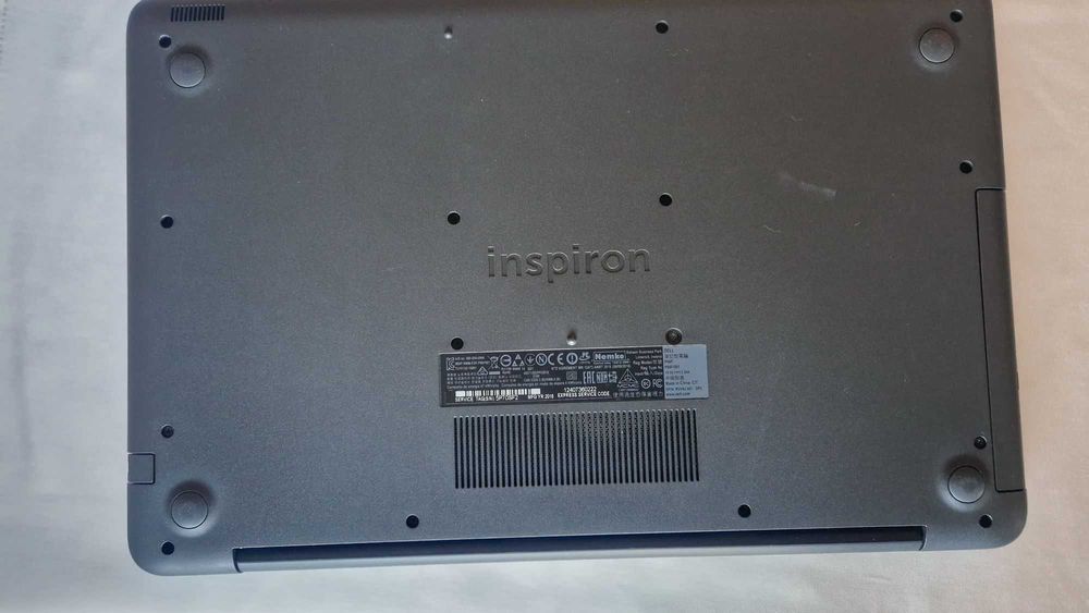 Laptop Dell Inspiron 15 5567 Win10 15,6'' 8GB i3-6006u SSD 256GB