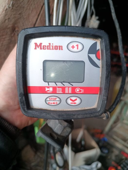 Agregat uprawowo-siewny sulky siewnik tależowy nadbudowany wał pakera