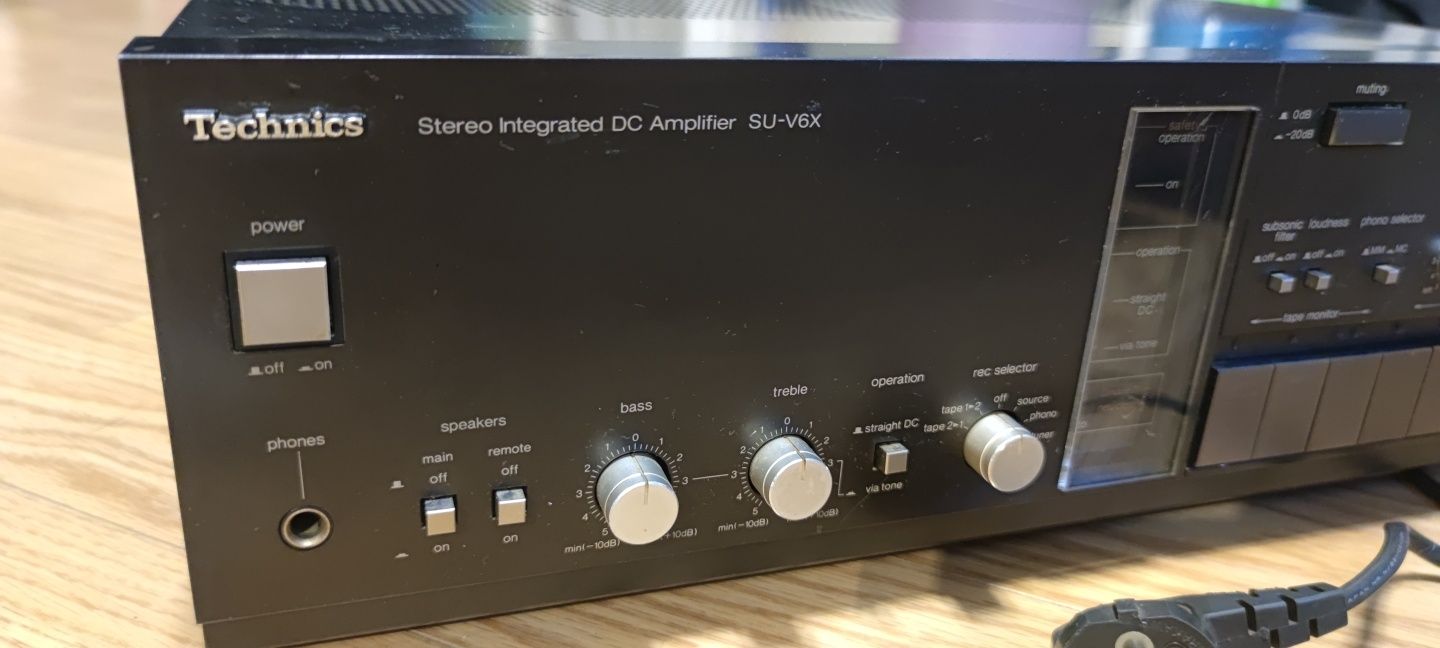 Wzmacniacz Technics SU-V6X Uszkodzony