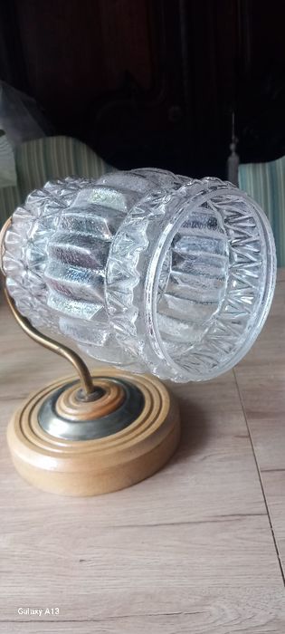 Drewniany kinkiet z prlu