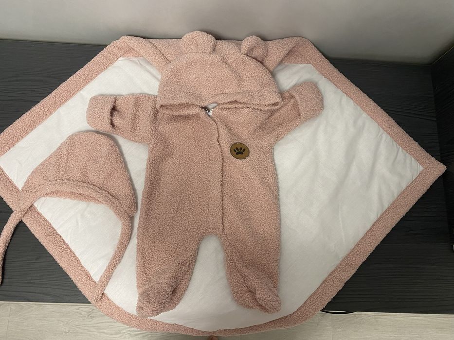 Конверт з косюмчиком на виписку осінь