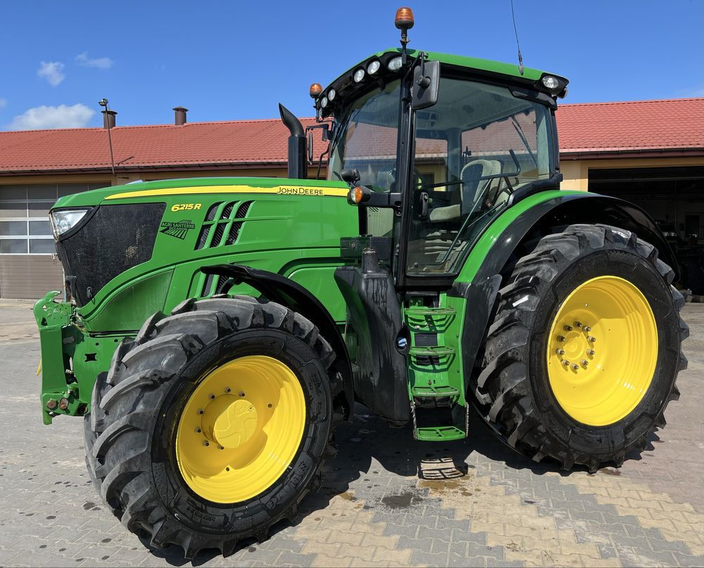 John Deere 6215 R Premium Edition