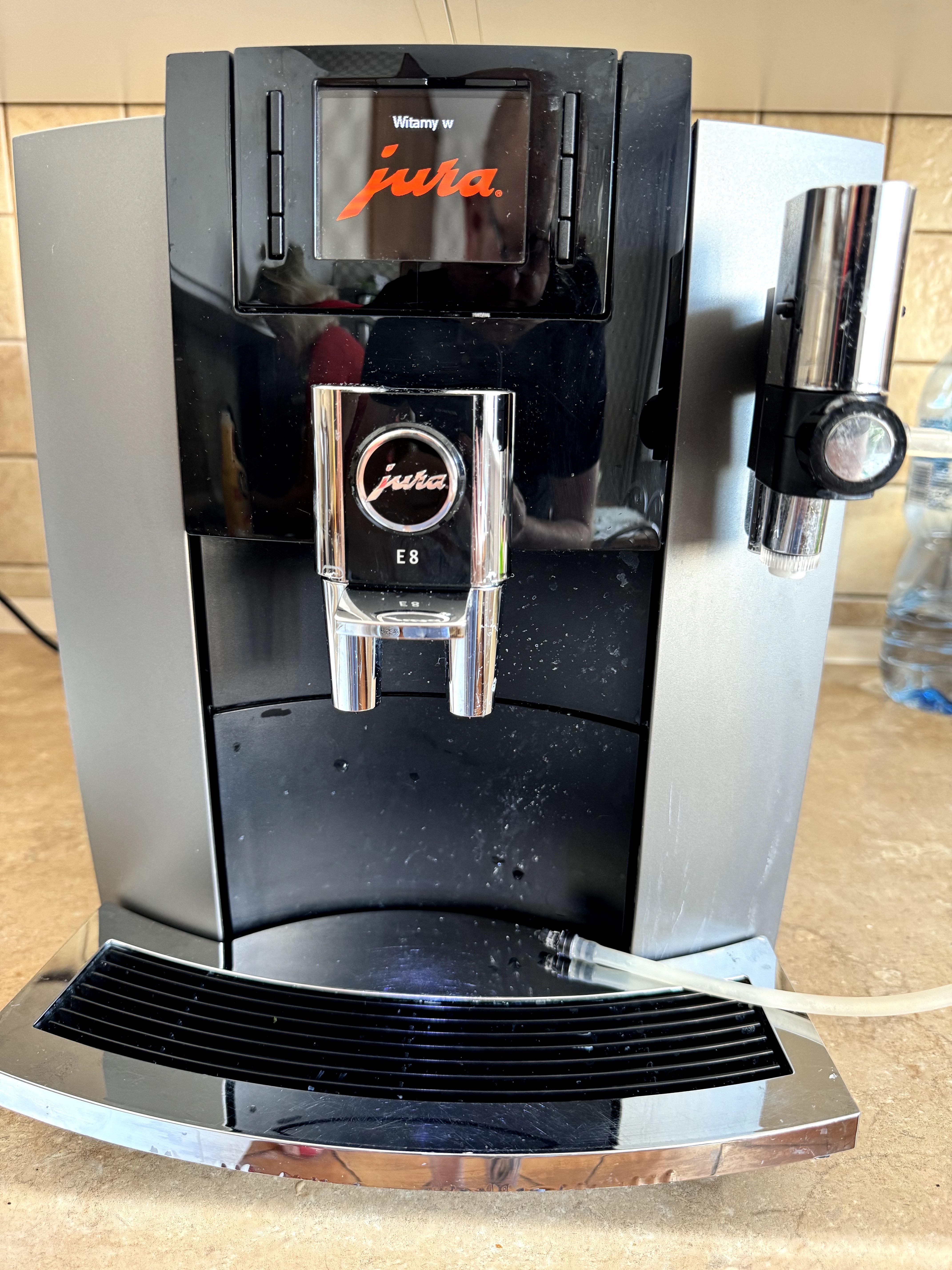 Ekspres jura E 8