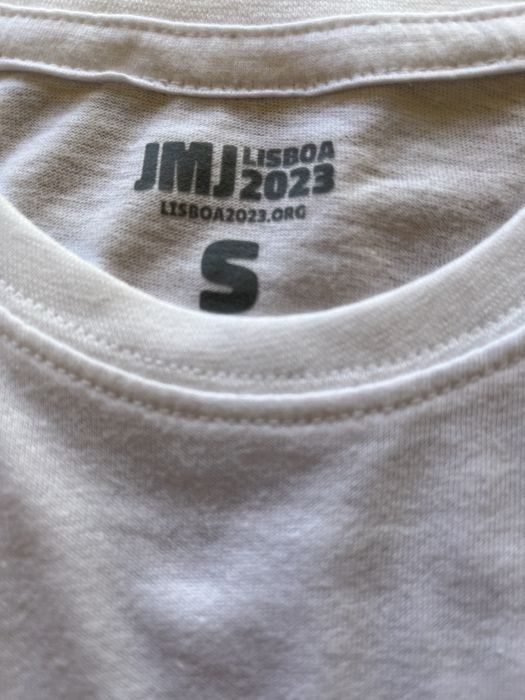 2 t-shirts + Kit Jornadas Mundiais da Juventude 2023
