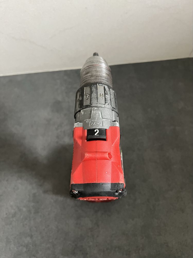 Безщітковий Акум.Ударний шуруповерт Milwaukee M18 FPD 2