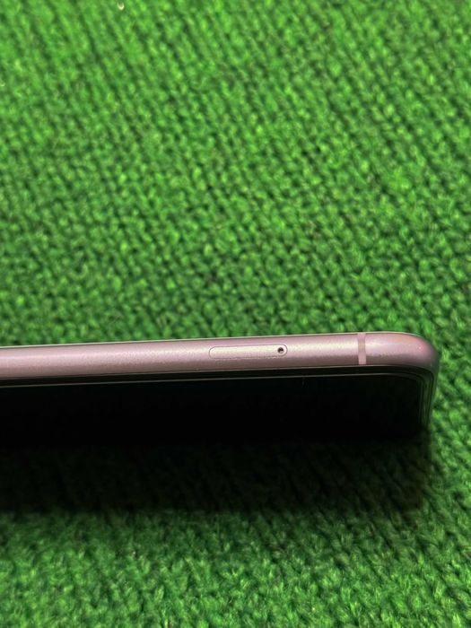 iPhone 11 w dobrym stanie