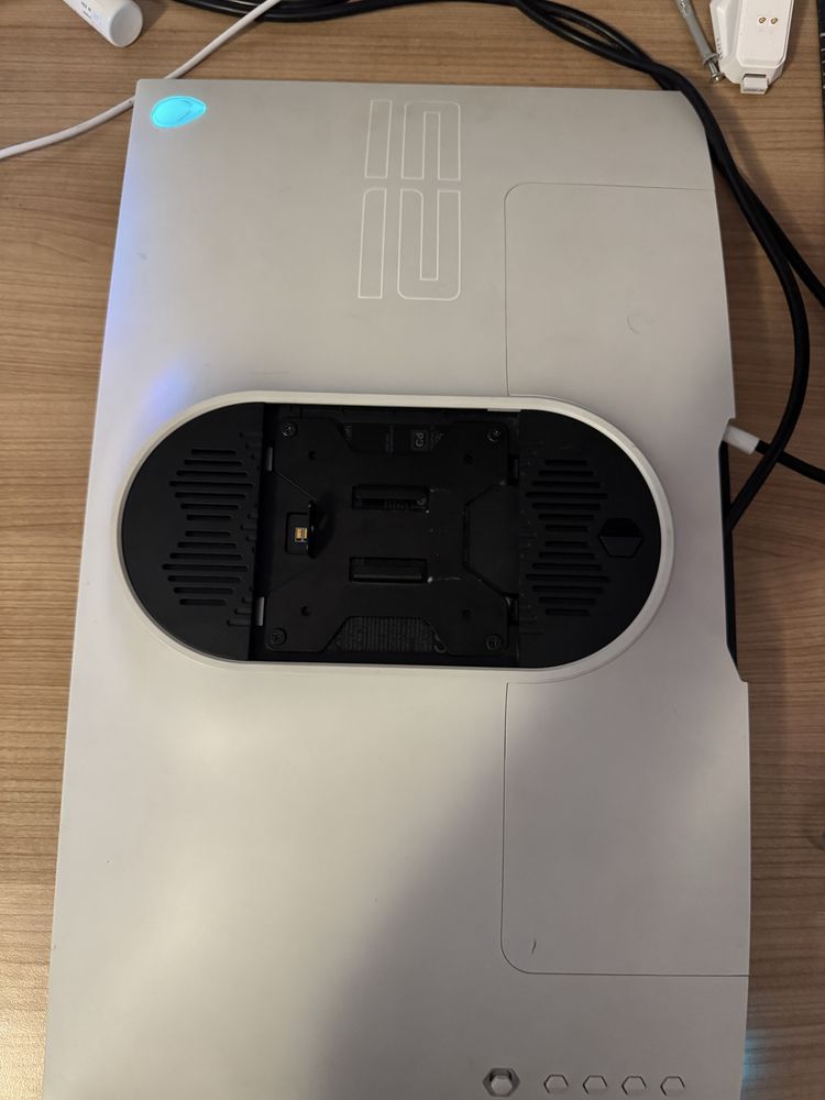 REZERWMonitor 24,5 cale 240Hz Alienware AW2521HFL Z uchwytem ba biurko