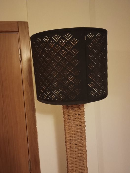 Candeeiro de sala . Luz ambiente