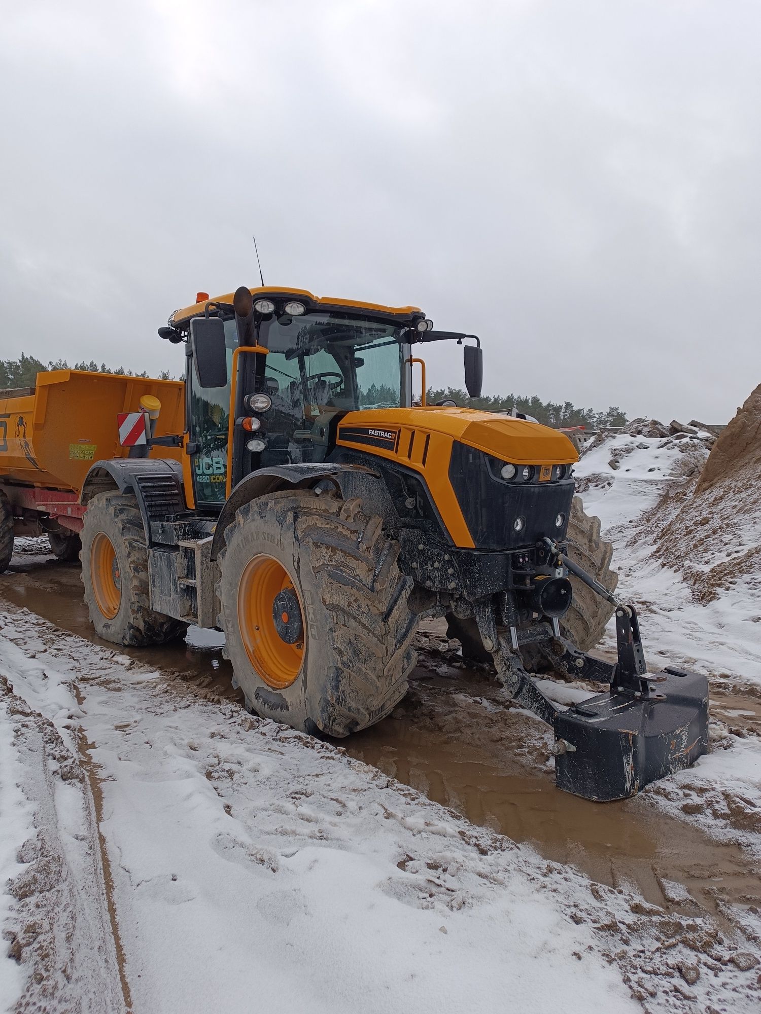 JCB Fastrac 4220 ICON