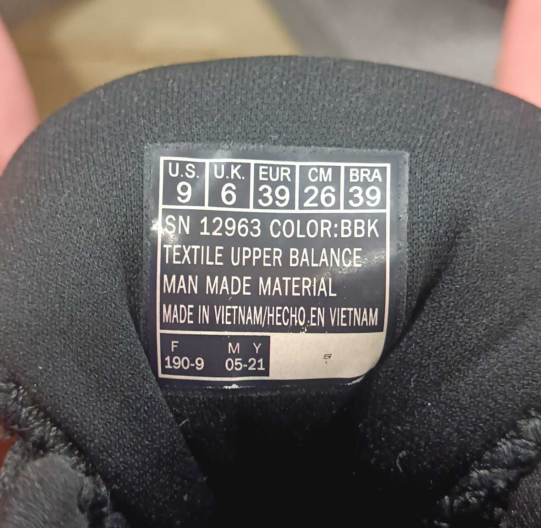 Skechers 39 розмір (устілка 26)