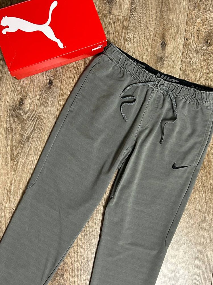 Спортивные штаны Nike dri-fit