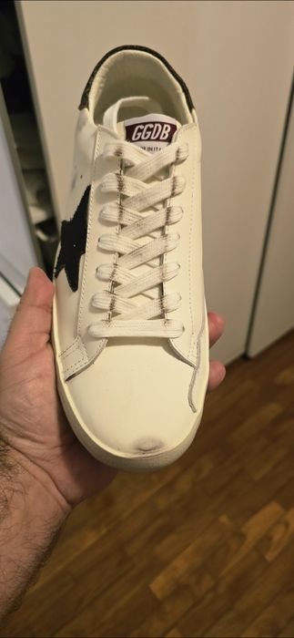 ENTREGA IMEDIATA tamanho 44 Golden goose