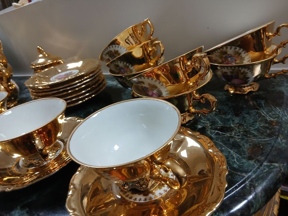 Serviço de chá Rococó antigo