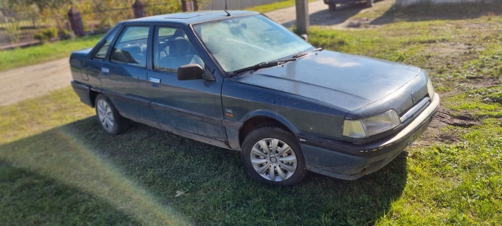 Автомобіль машина рено 21 1.7 бензин 1991 рік  renault 21