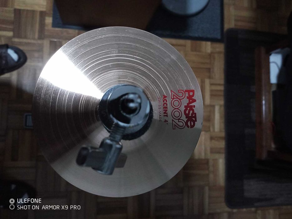 Prato da Paiste 2002 Accent de 4" como novo.
