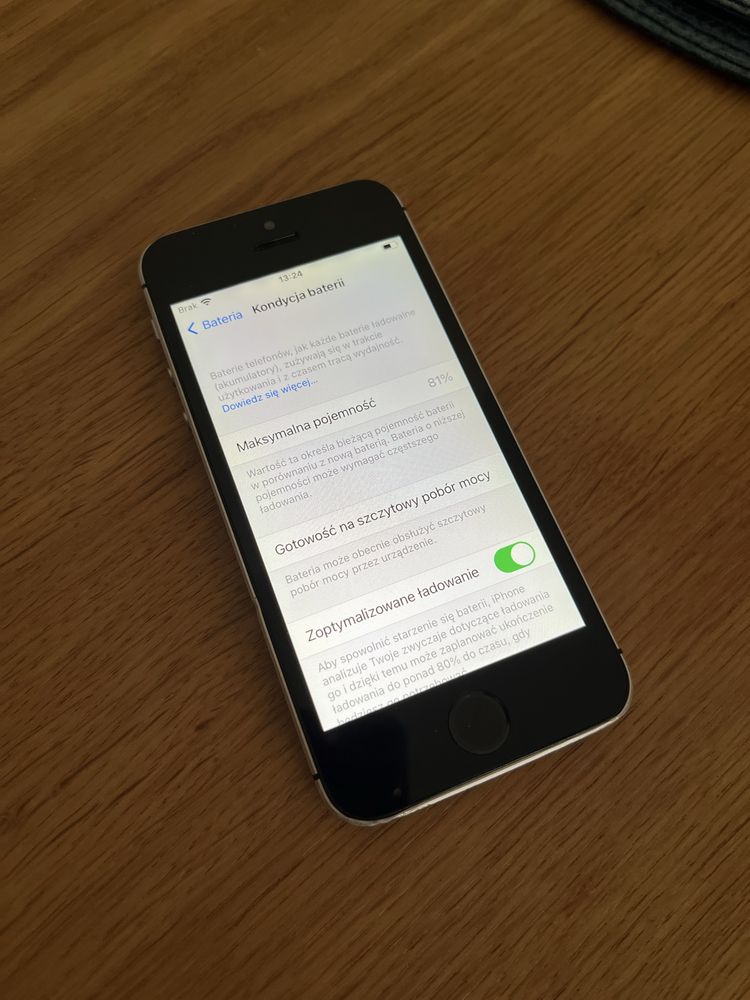 iPhone SE 32 GB srebrny