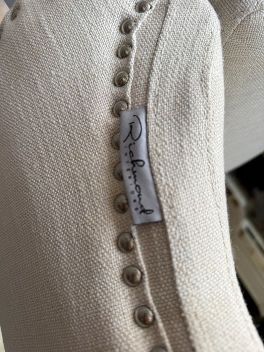 REWELA PIKOWANA sofka ława glamour chesterfield biała kremowa