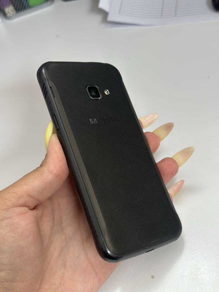Samsung Xcover 4, б/у