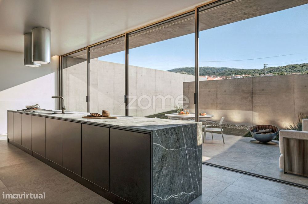 Moradia T3+1 com Vista Mar em Areosa