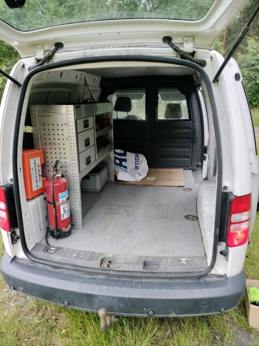VW Caddy Maxi 2012 r.
