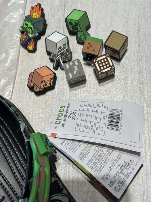 Дитячі сабо Crocs Minecraft  для хлопчика з джибітсами