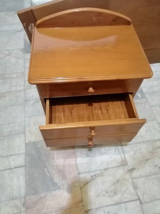 Cama Casal com Gavetas