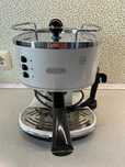 Кавоварка DeLonghi eco310.w (під ремонт)