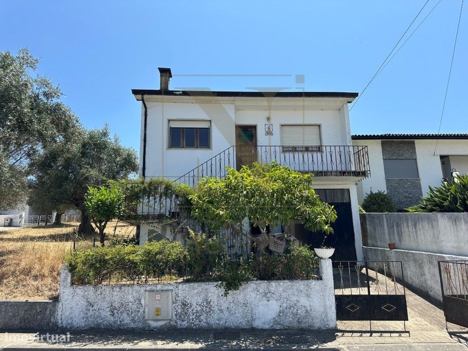 Moradia T4 em Vilela