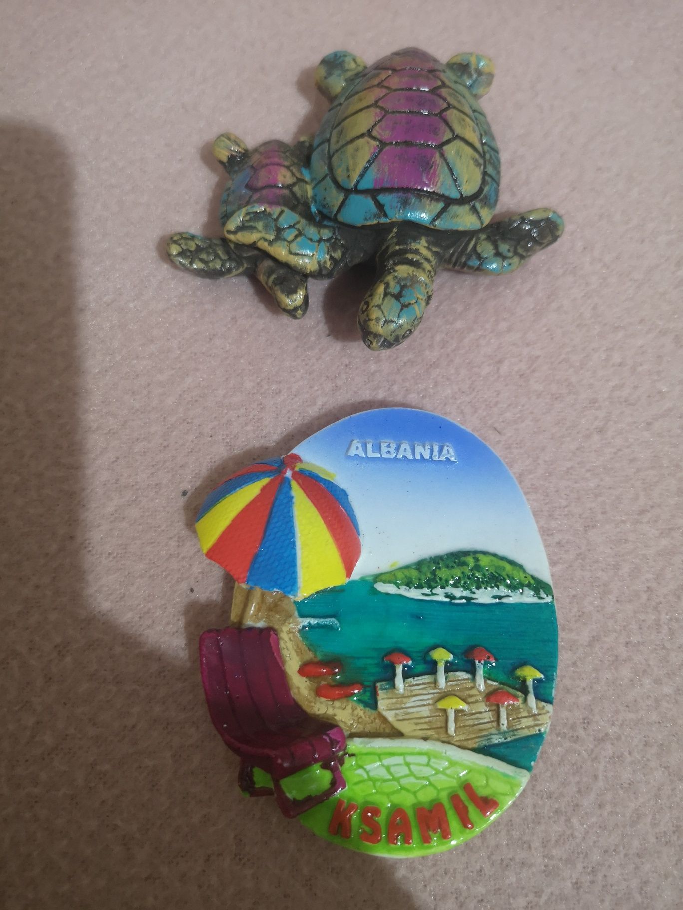 Magnesy na lodowke z Albanii
