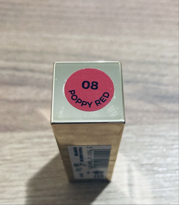 Czerwona szminka AA Wings 08 nowa