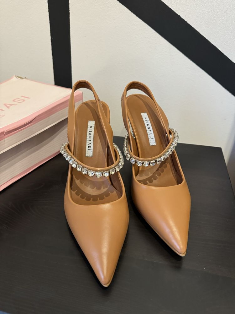 Туфлі коричневі 39 босоніжки жіноче взуття