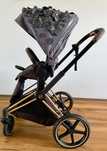 Cybex Priam Rose Gold Flowers Grey spacerówka