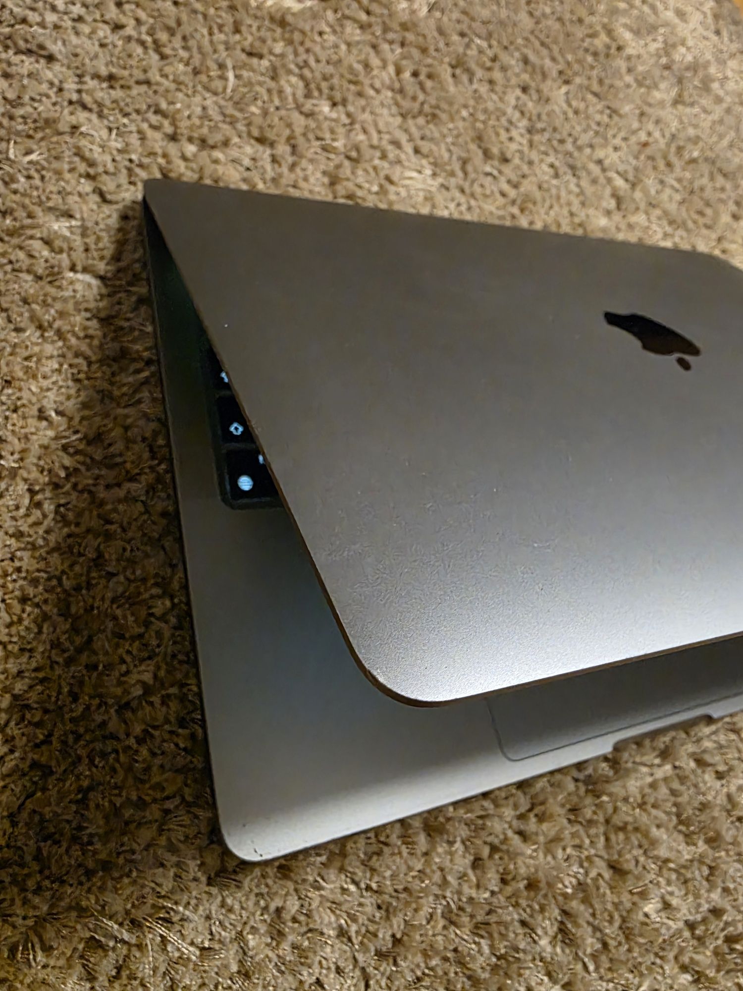 Macbook Pro 13 M1 Touchbar fatura