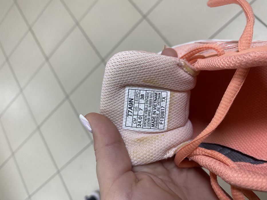 кросівки asics 38 розмір