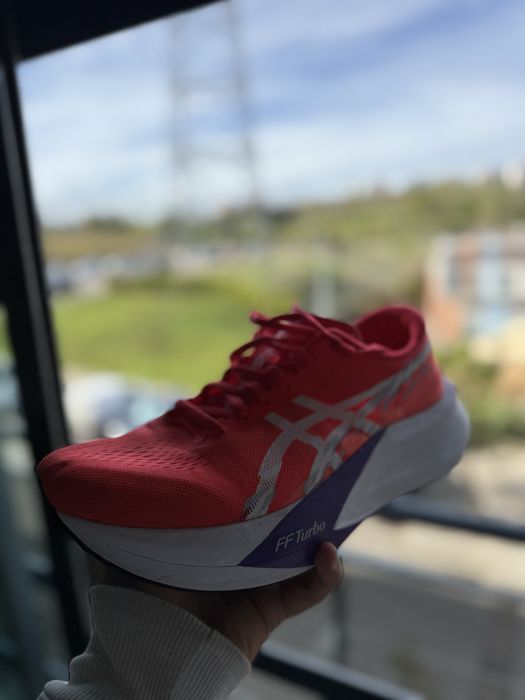 Sapatilhas Asics Magic Speed 4 M - placa de carbono