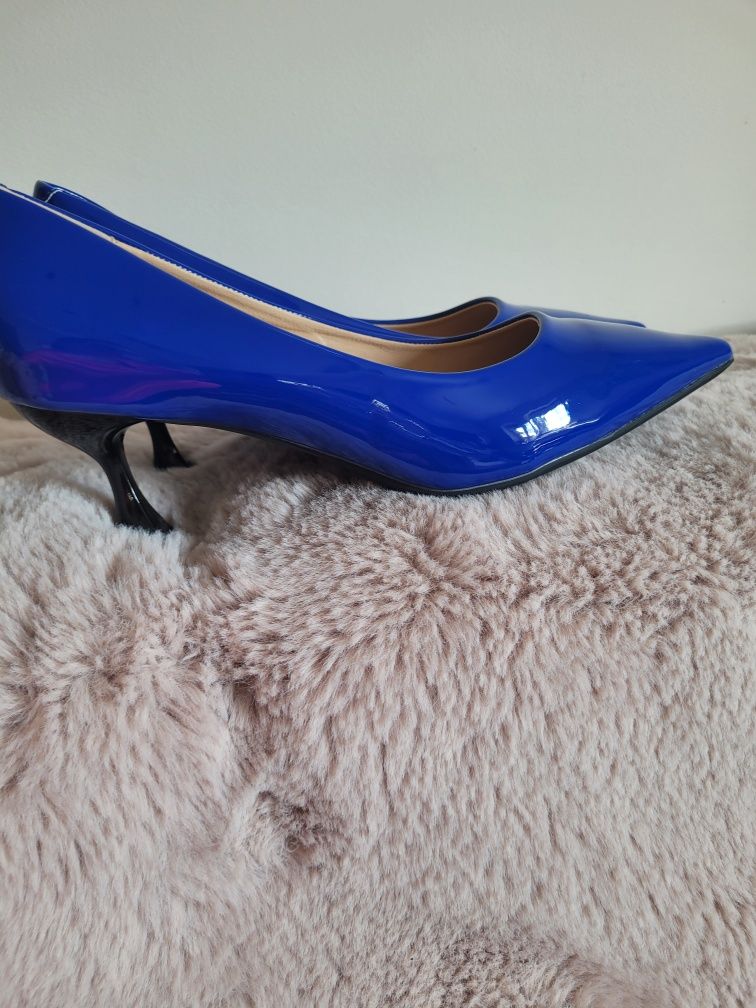 Buty    chabrowe