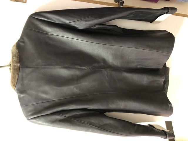 Элегантная куртка женская кожаная / пиджак кожаный / натуральная кожа