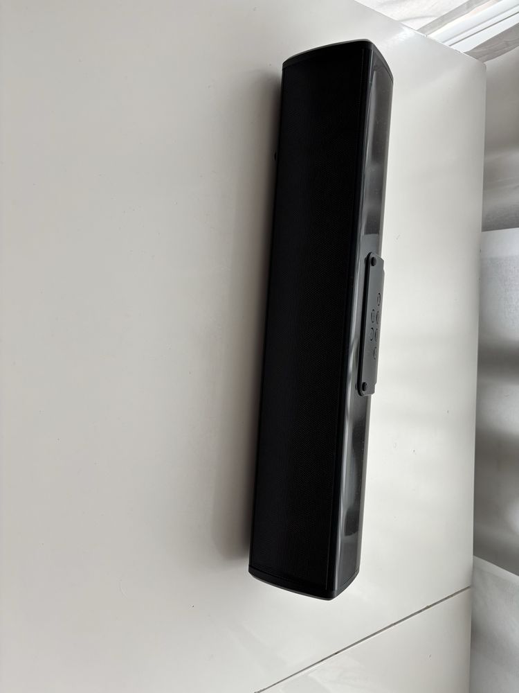 Glosnik bluetooth z efektami