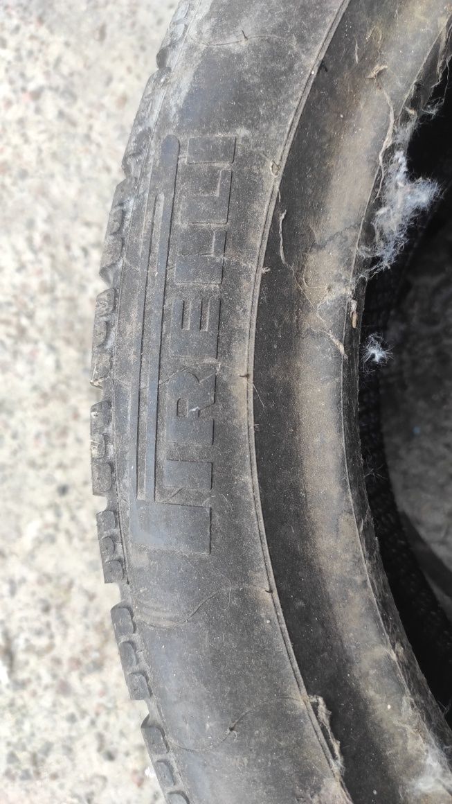 Шини Pirelli Sotozero 215/50r17 б/в