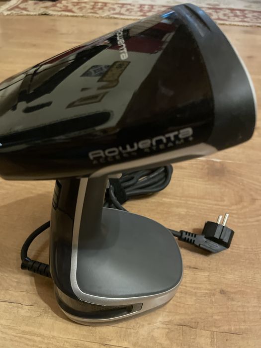 Maquina de engomar a vapor ROWENTA