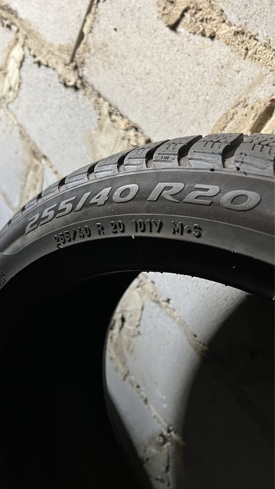 Шини зимові Pirelli 255/40 + 285/35 R20